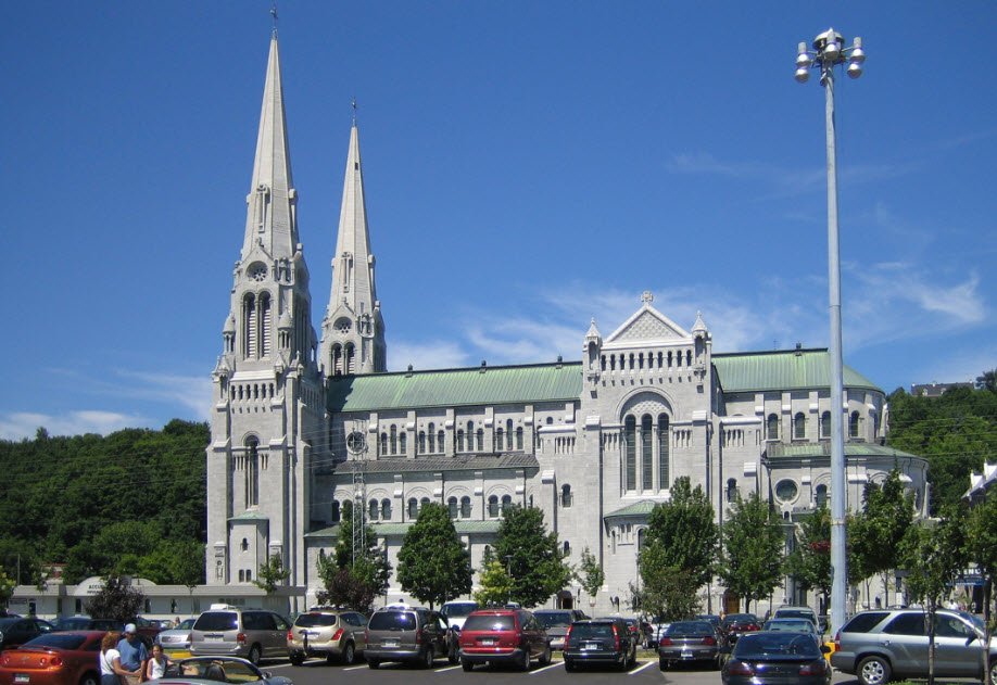 Basilique Sainte-Anne-de-Beaupré, Sainte-Anne-de-Beaupré, Quebec, Canada
